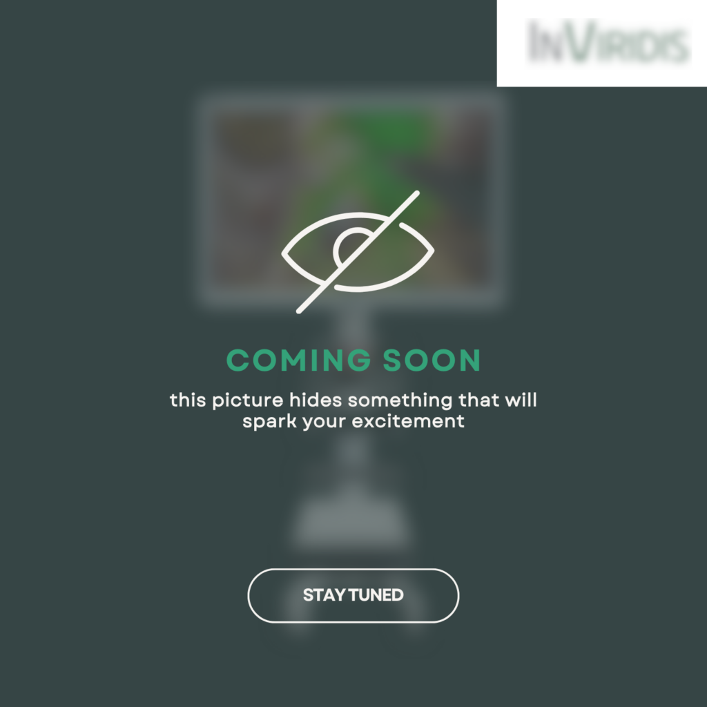 Bild mit durchgestrichenem Auge und Text: „Coming soon. Stay tuned.“ auf dunklem Hintergrund.